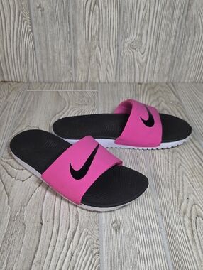 Nike Kawa Slide Laser Fuchsia and Black Sandals Kids Size 3Y